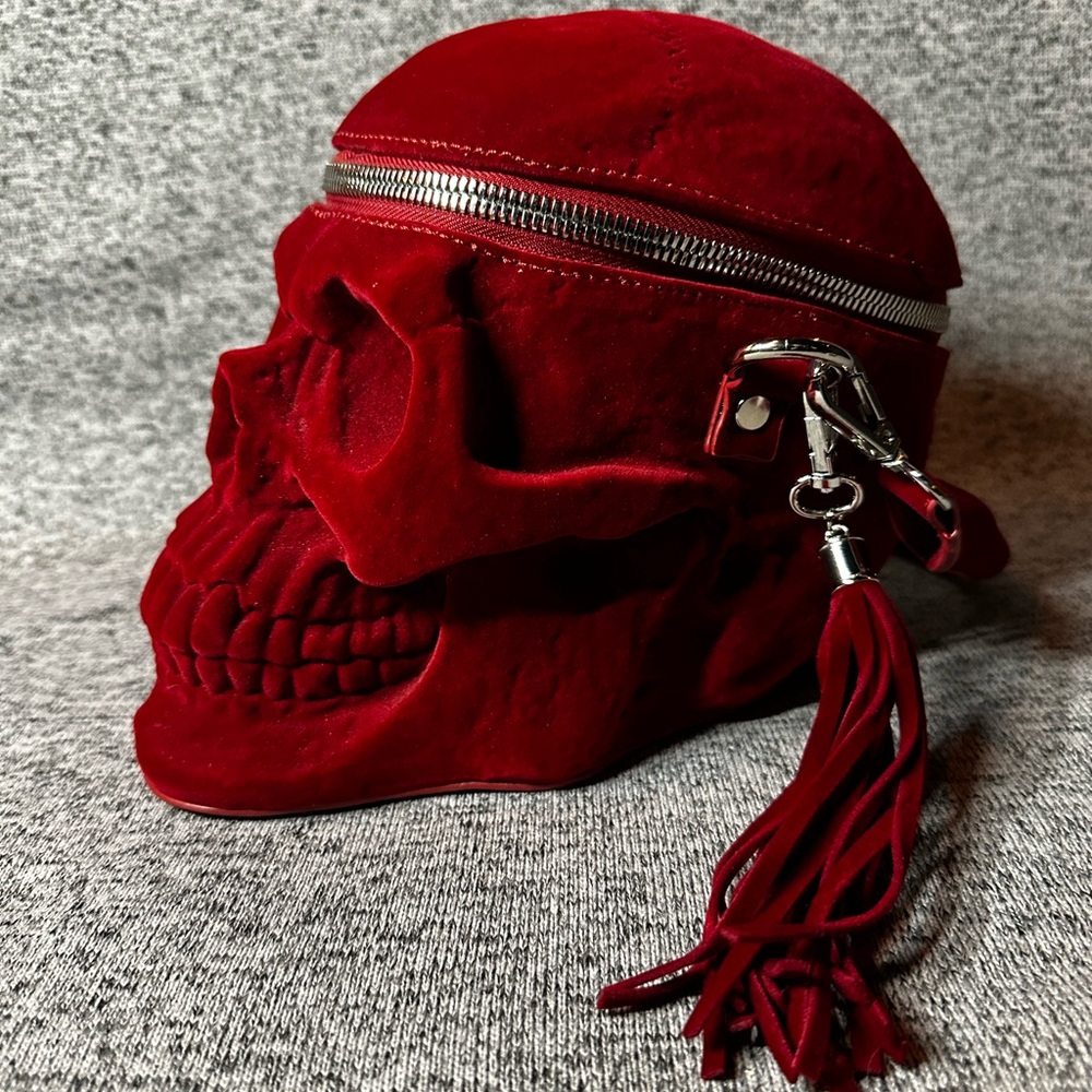 Killstar grave digger skull handbag (Blood)